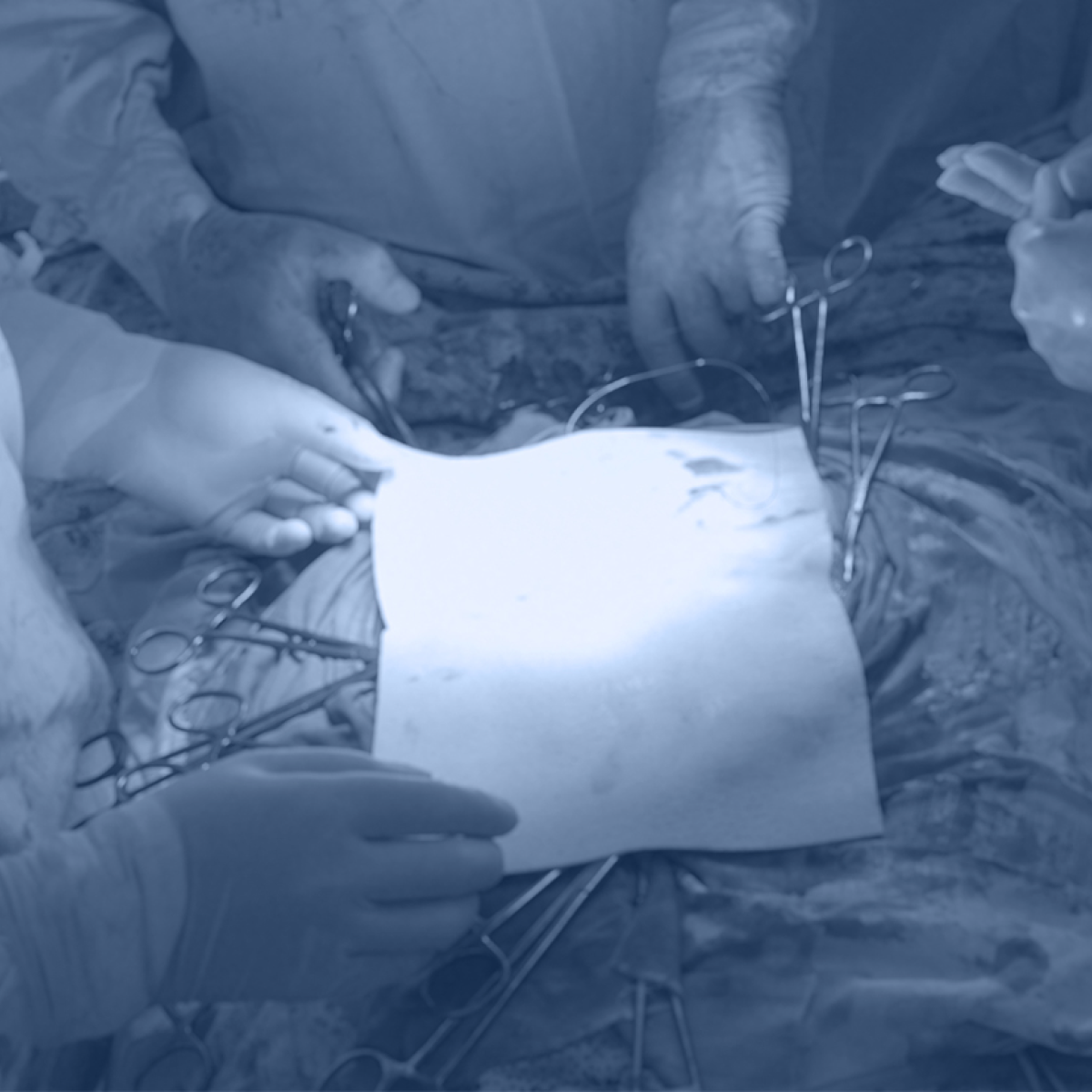 Герніопластика з використанням біологічної сітки в складному хірургічному випадку